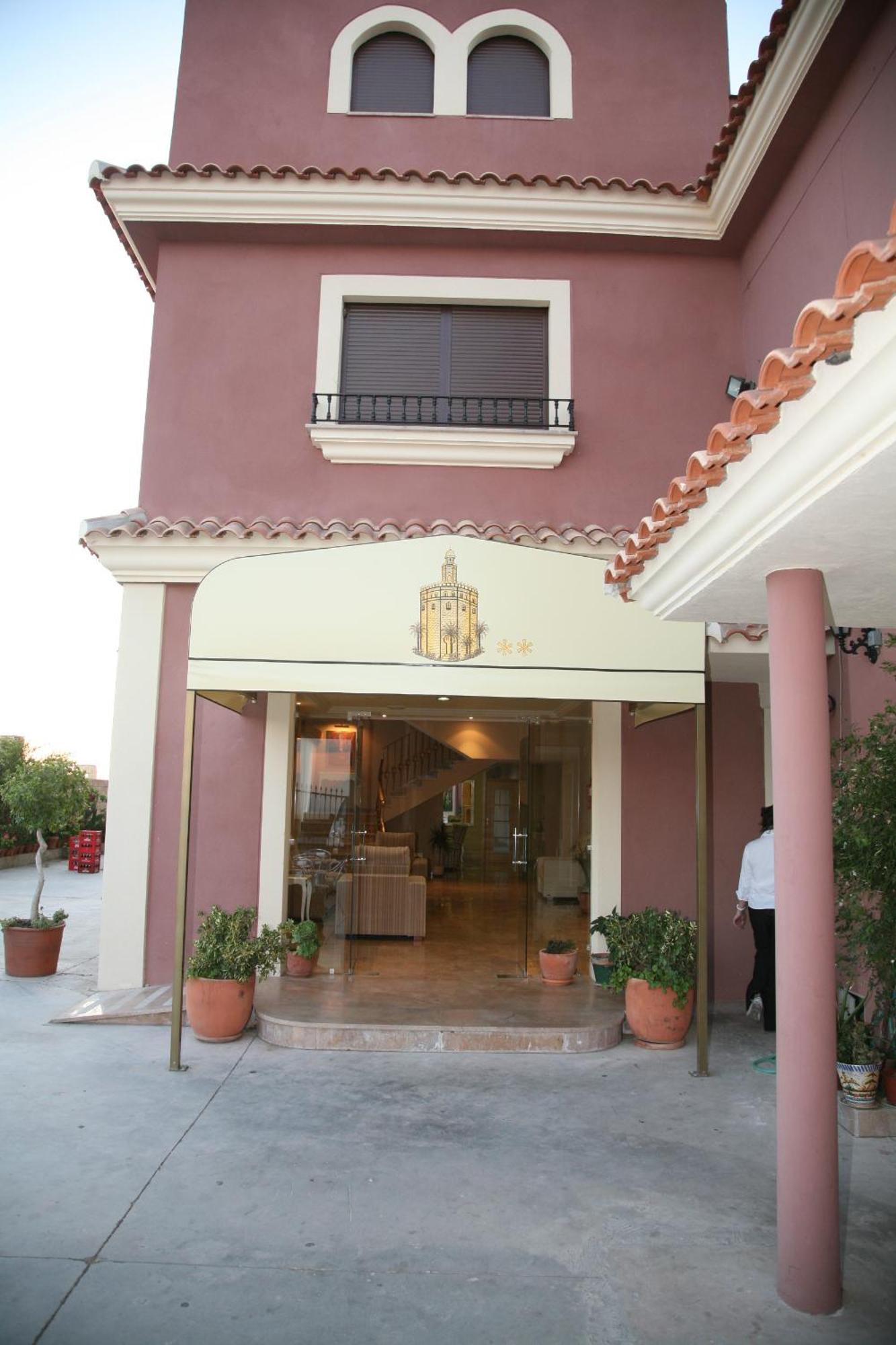 Hotel Torre Del Oro La Rinconada Kültér fotó