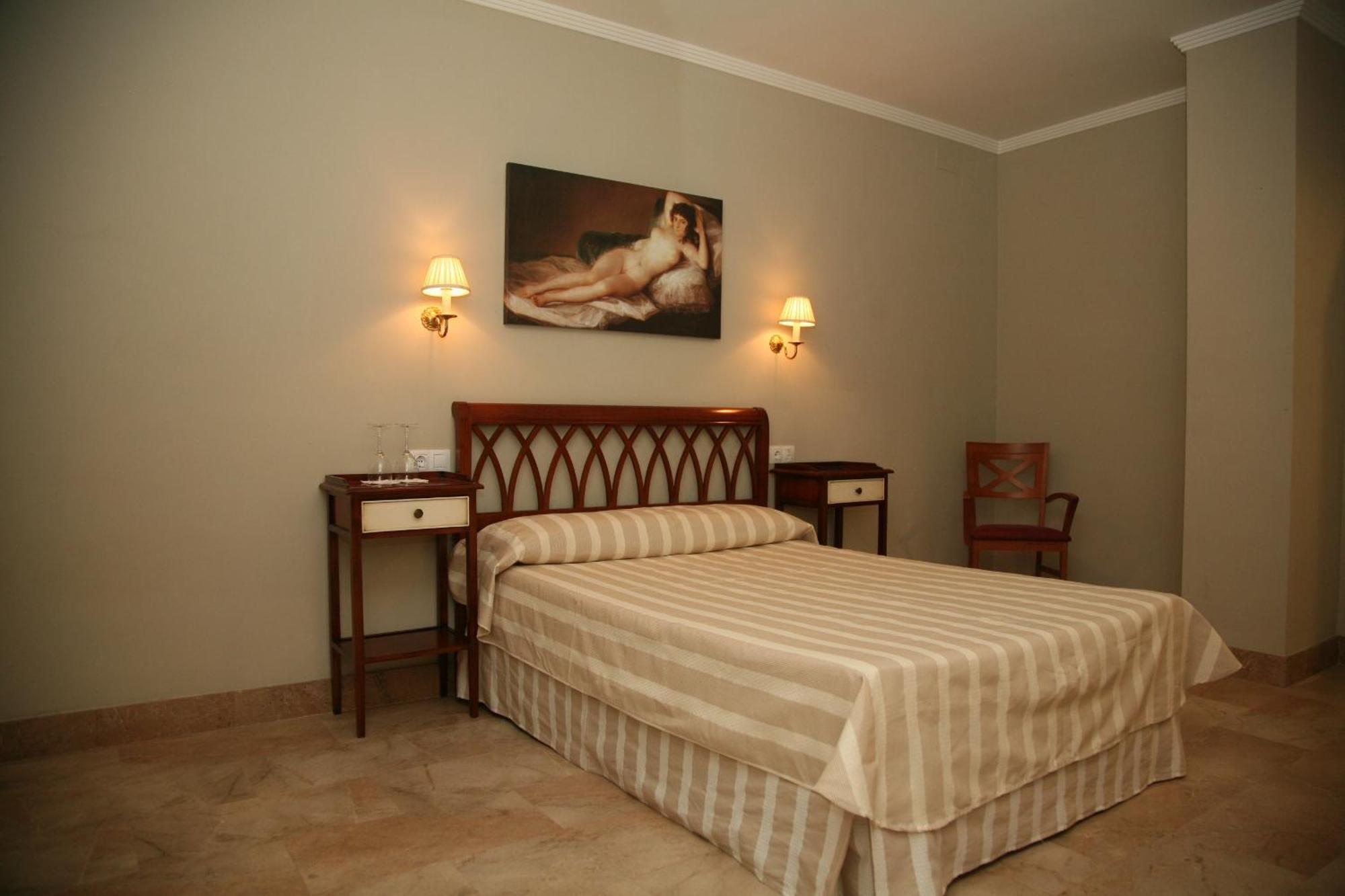 Hotel Torre Del Oro La Rinconada Kültér fotó